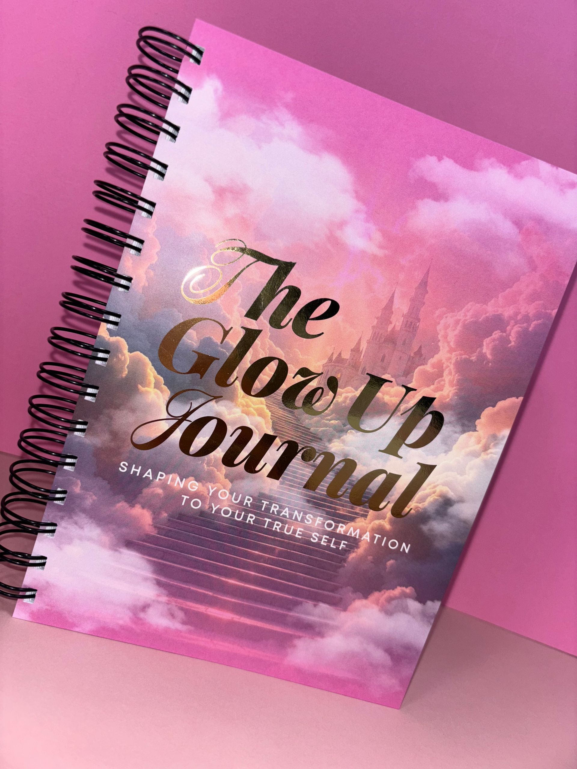 The Glow Up Journal: Shaping your transformation to your true self – A5 Rolling Weekly Planner (208 Pages for 3 Months)