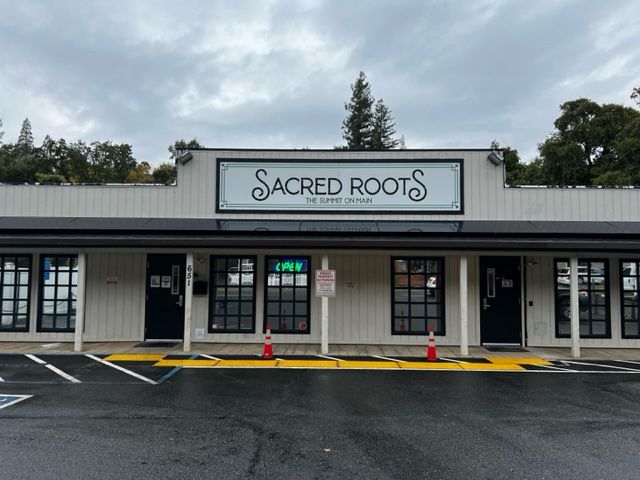 Sacred Roots | Medical and Rec Dispensary