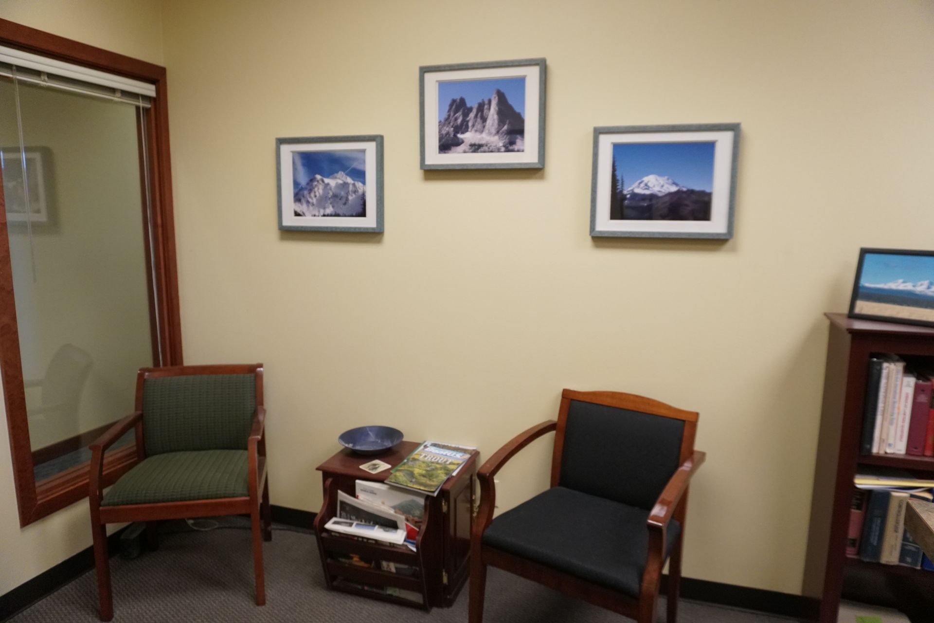 Alaska Cascade Financial Services waiting room
