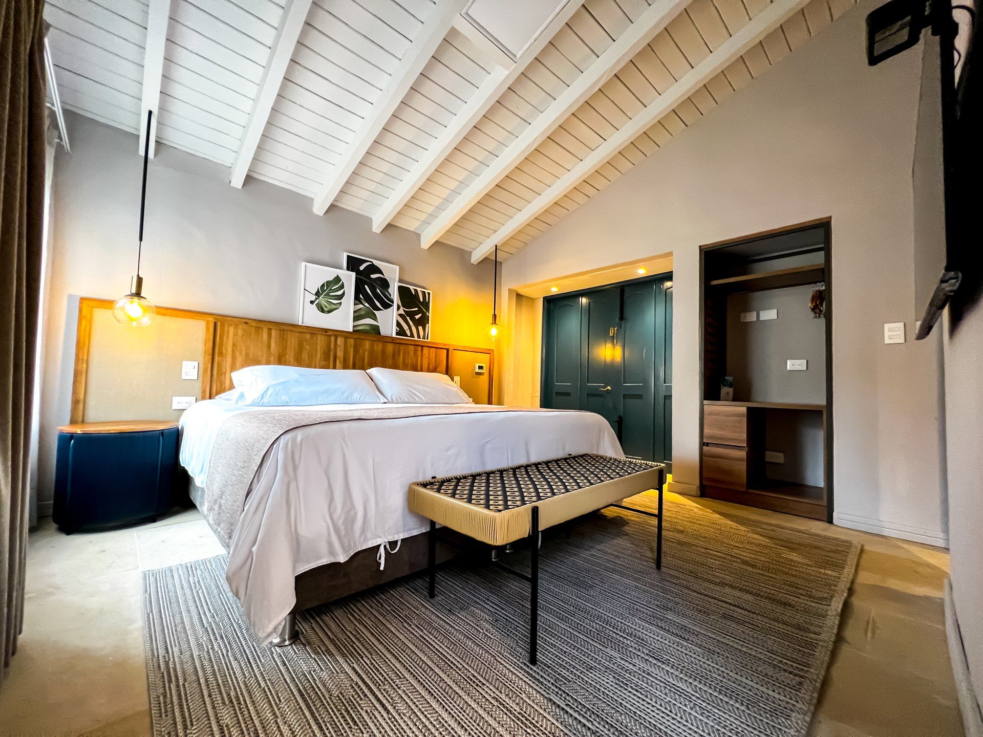 Habitación del hotel Termales El Otoño, alojamiento en Manizales rodeado de naturaleza