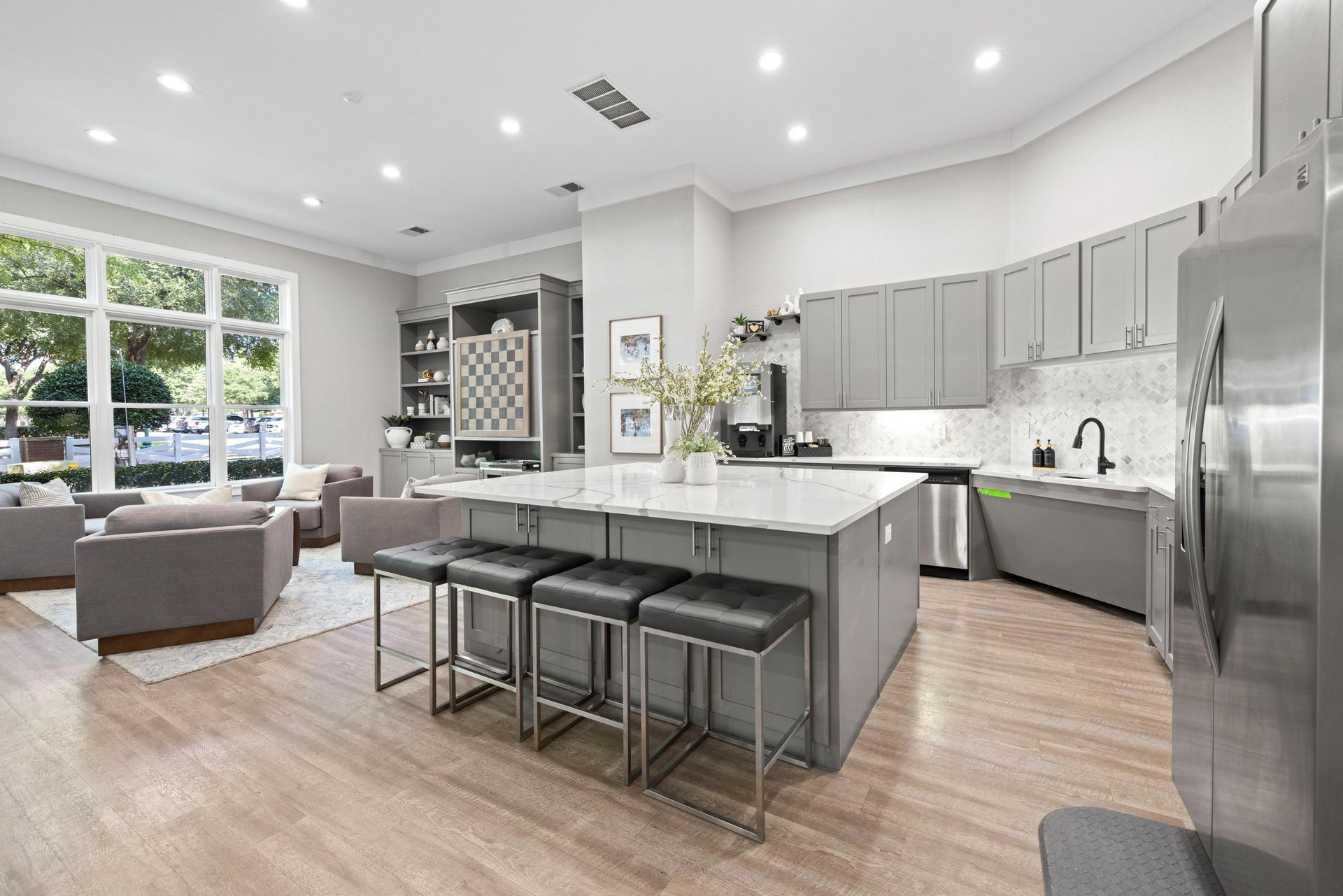 Olympus Town Center apartment photo