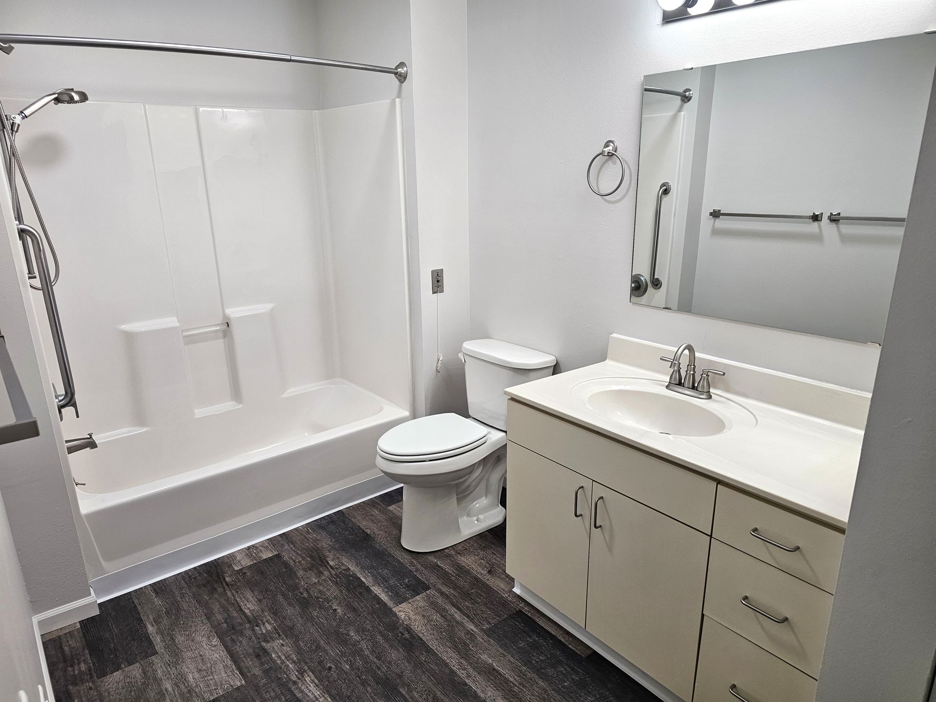 Evia Apartment in Verona, WI