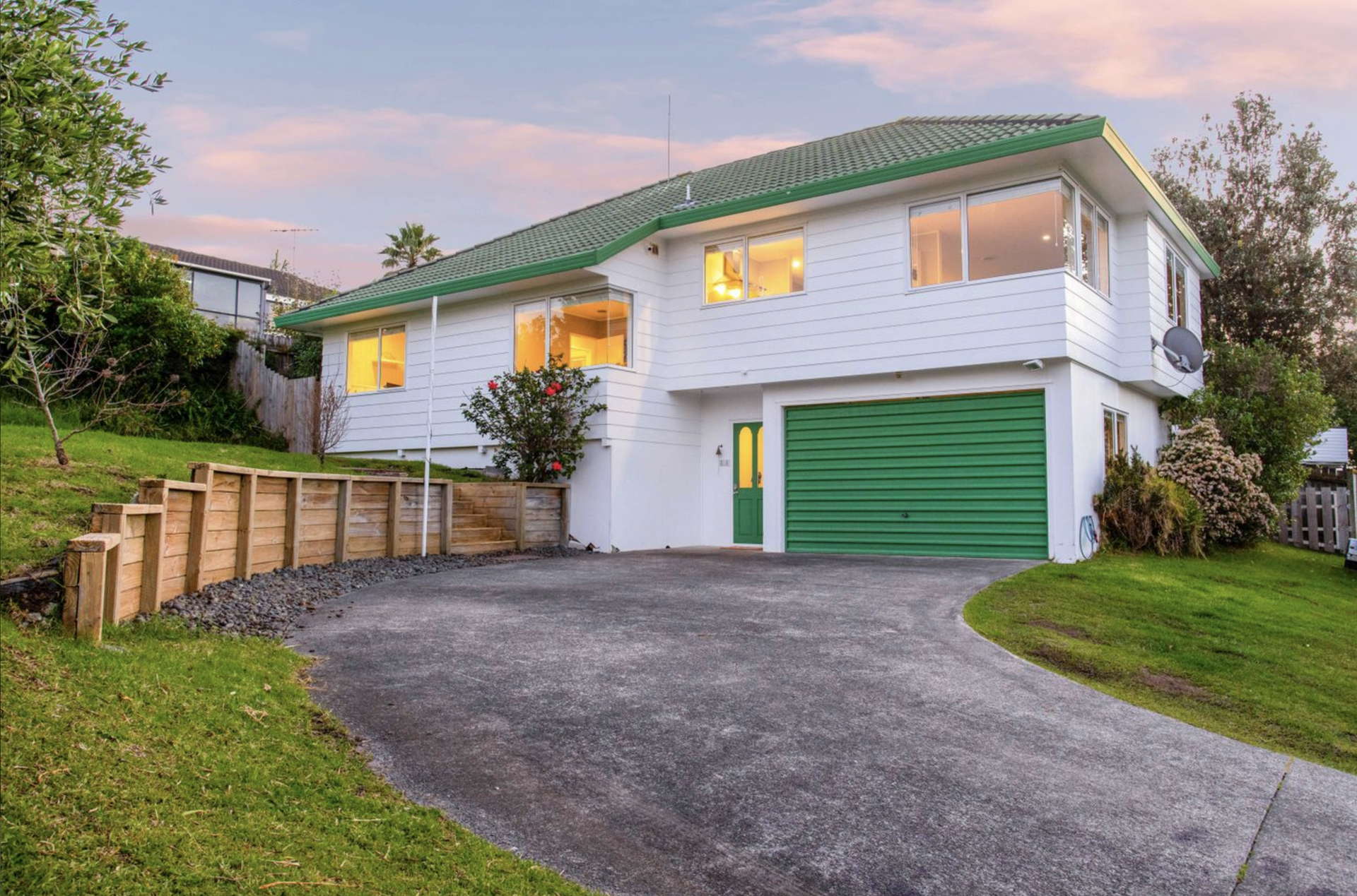 Before -  Stanmore Bay 
- Real Estate Reimagined -