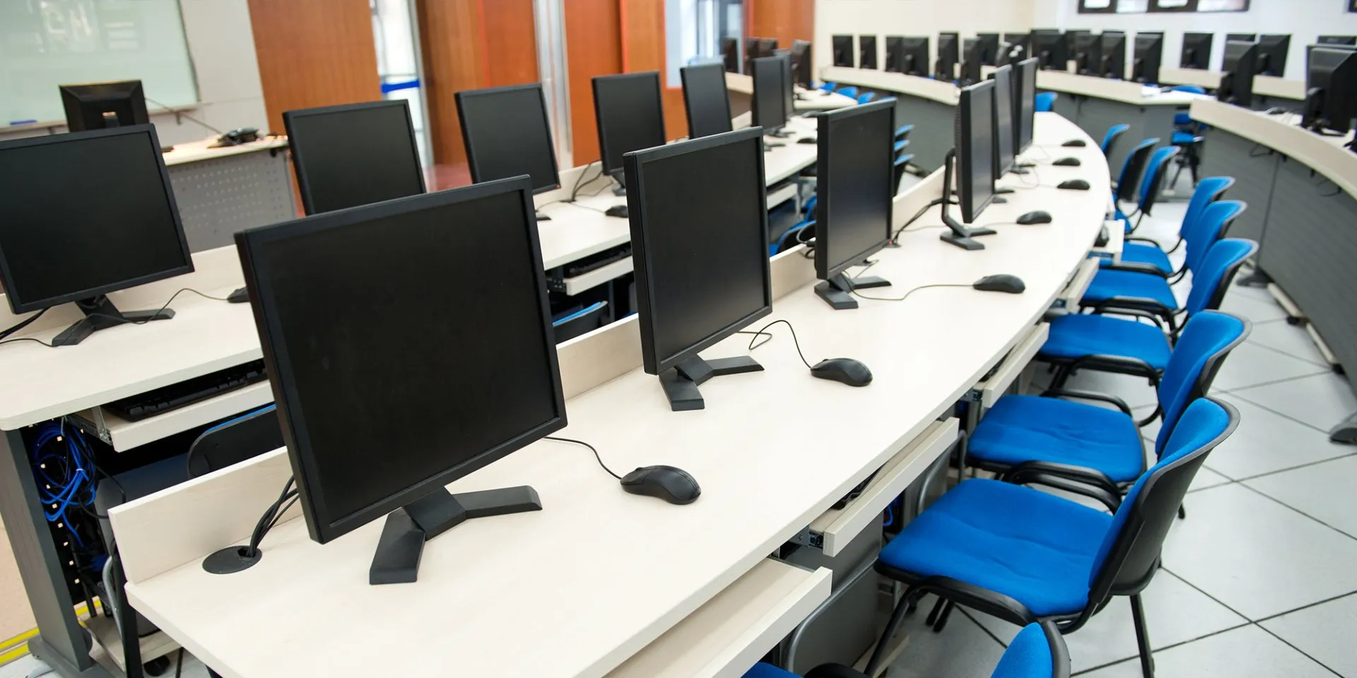 Computer cabling and data wiring installation by Bradley Communications