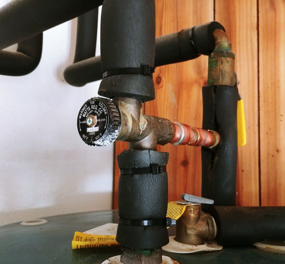 A close up of a valve with the number 10 on it