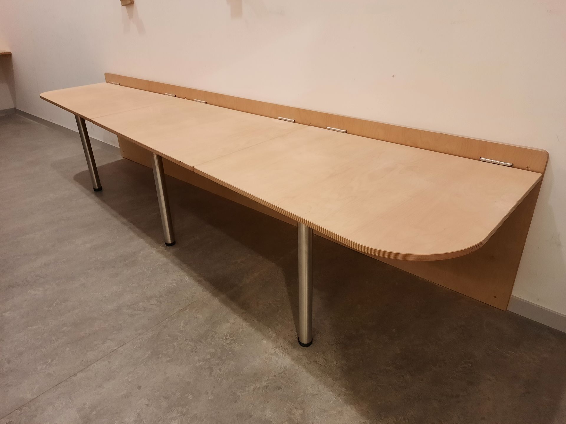 Klapptisch für Schulküche