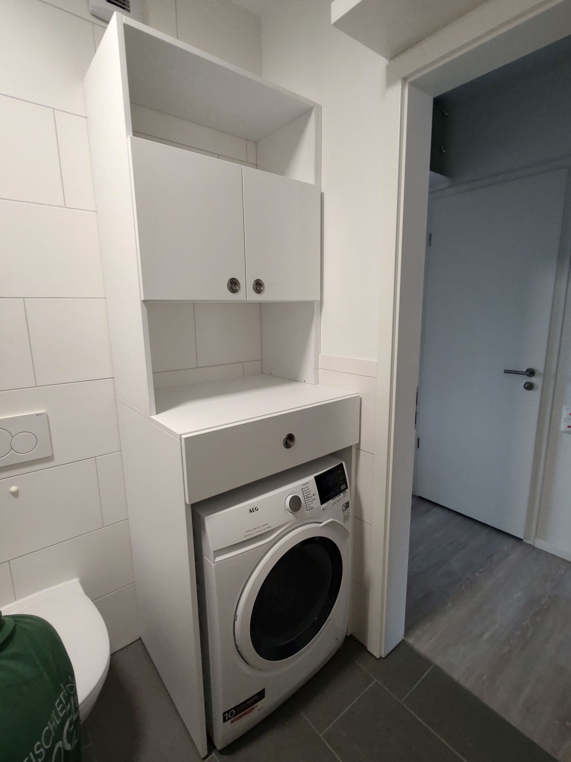 Badschrank