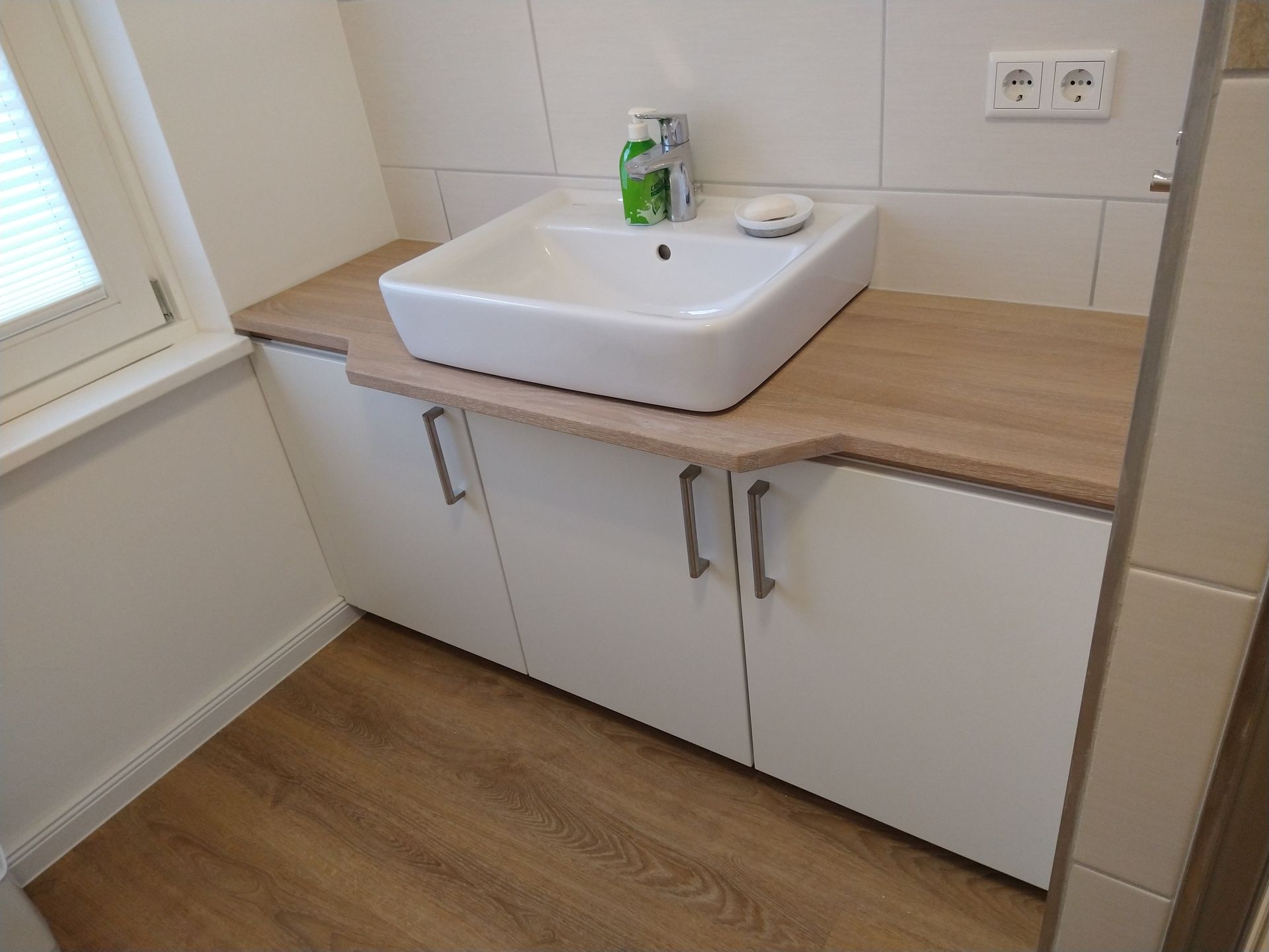 Waschbecken Unterschrank