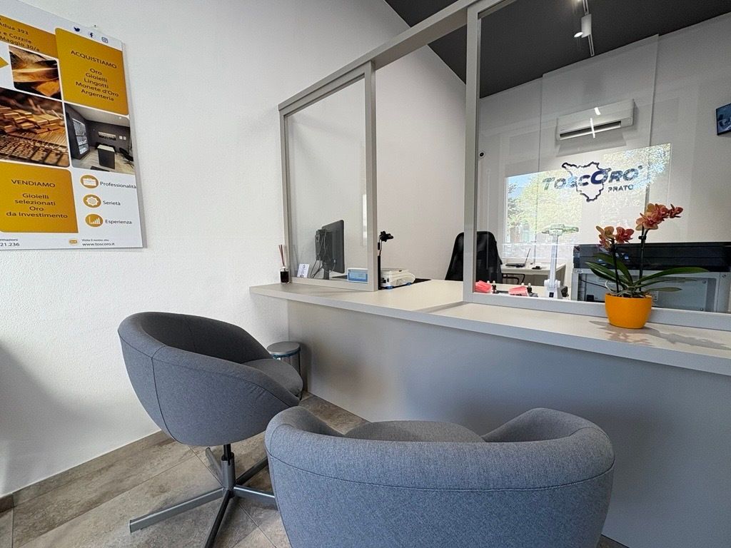 Banco valutazioni del compro oro Toscoro a Prato