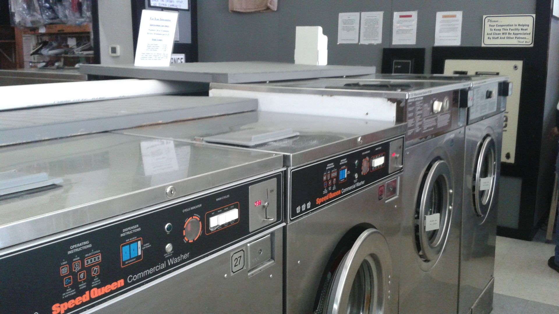 laundromat cleaning