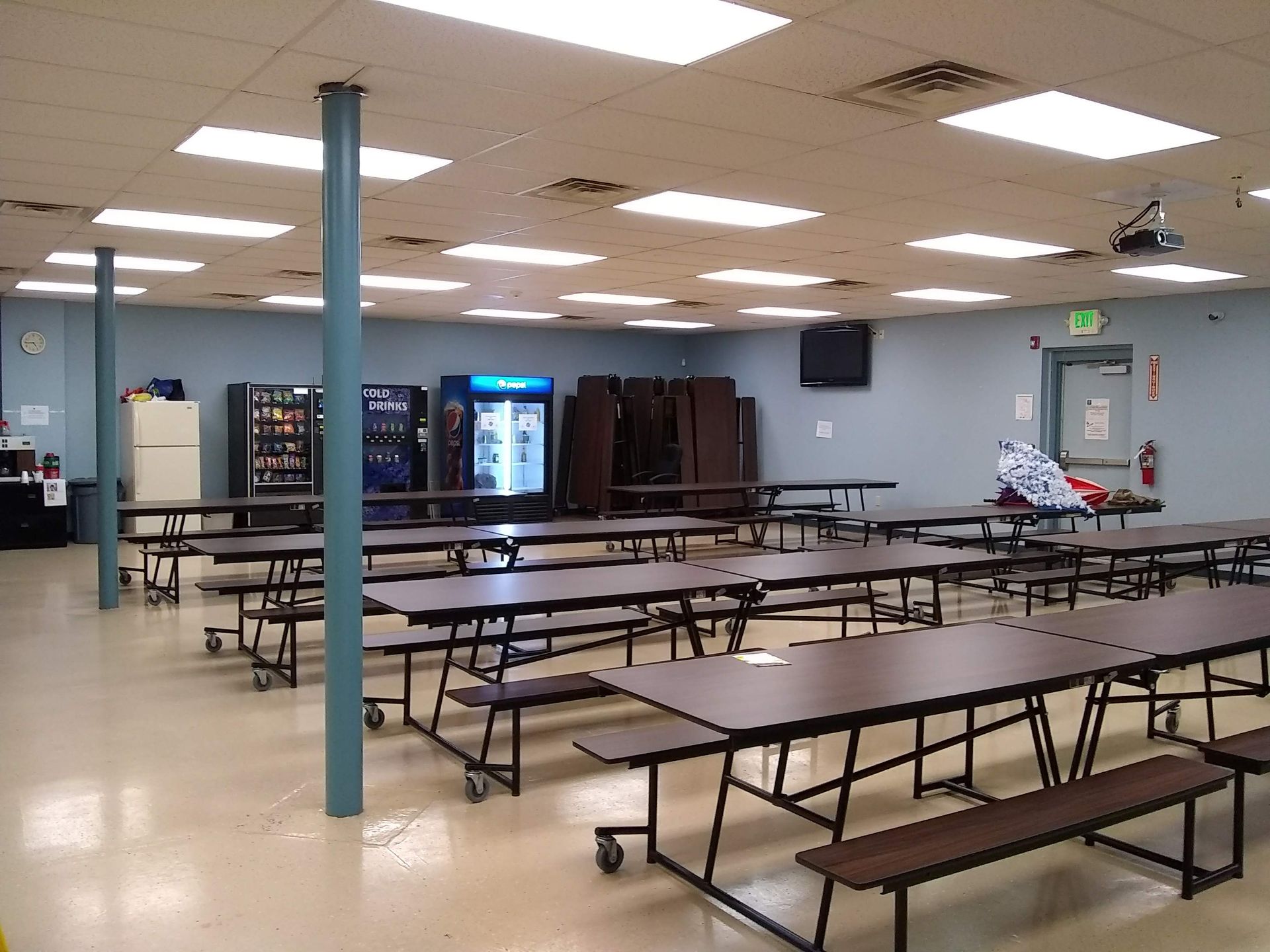 break room cleaning