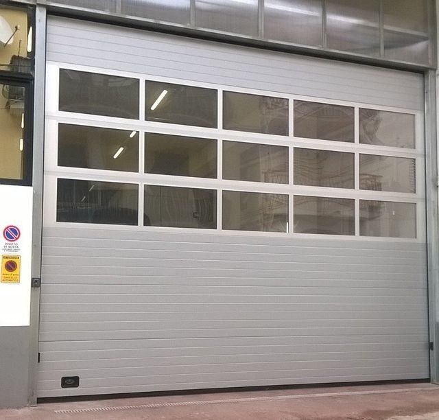 Portoni sezionali