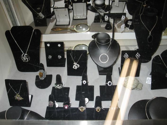 antique jewelry