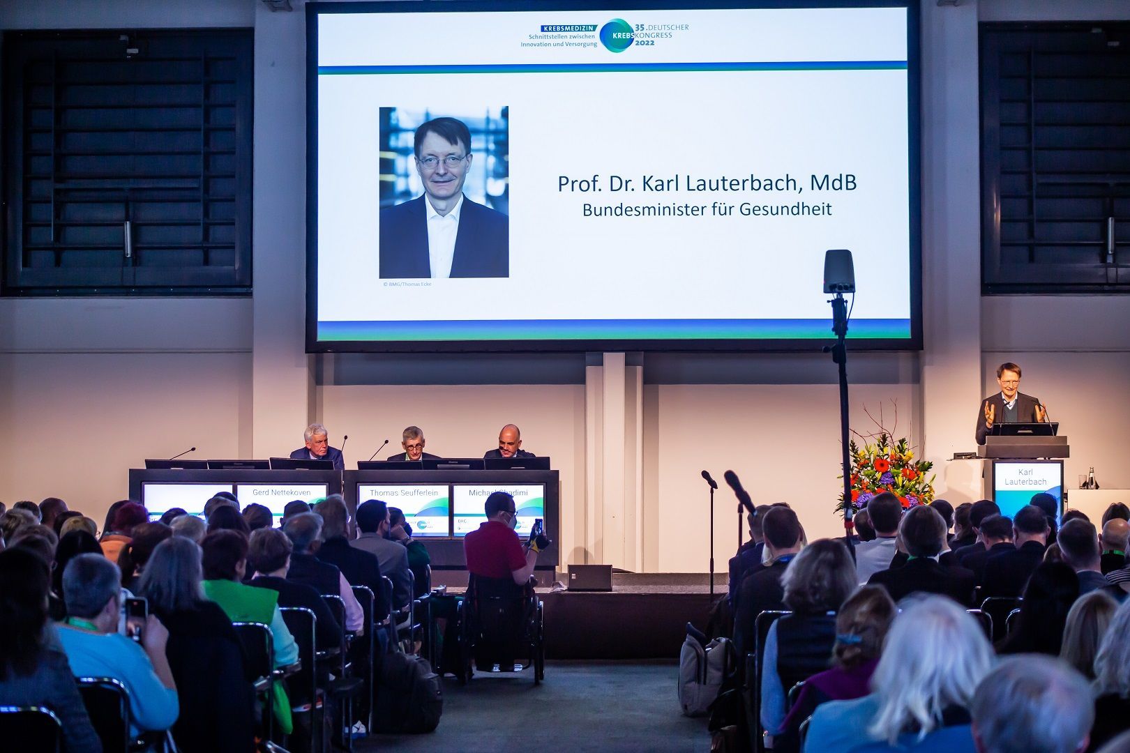 Gesundheitsminister Prof. Karl Lauterbach hält Keynote zur Eröffnung des Deutschen Krebskongresses 2022