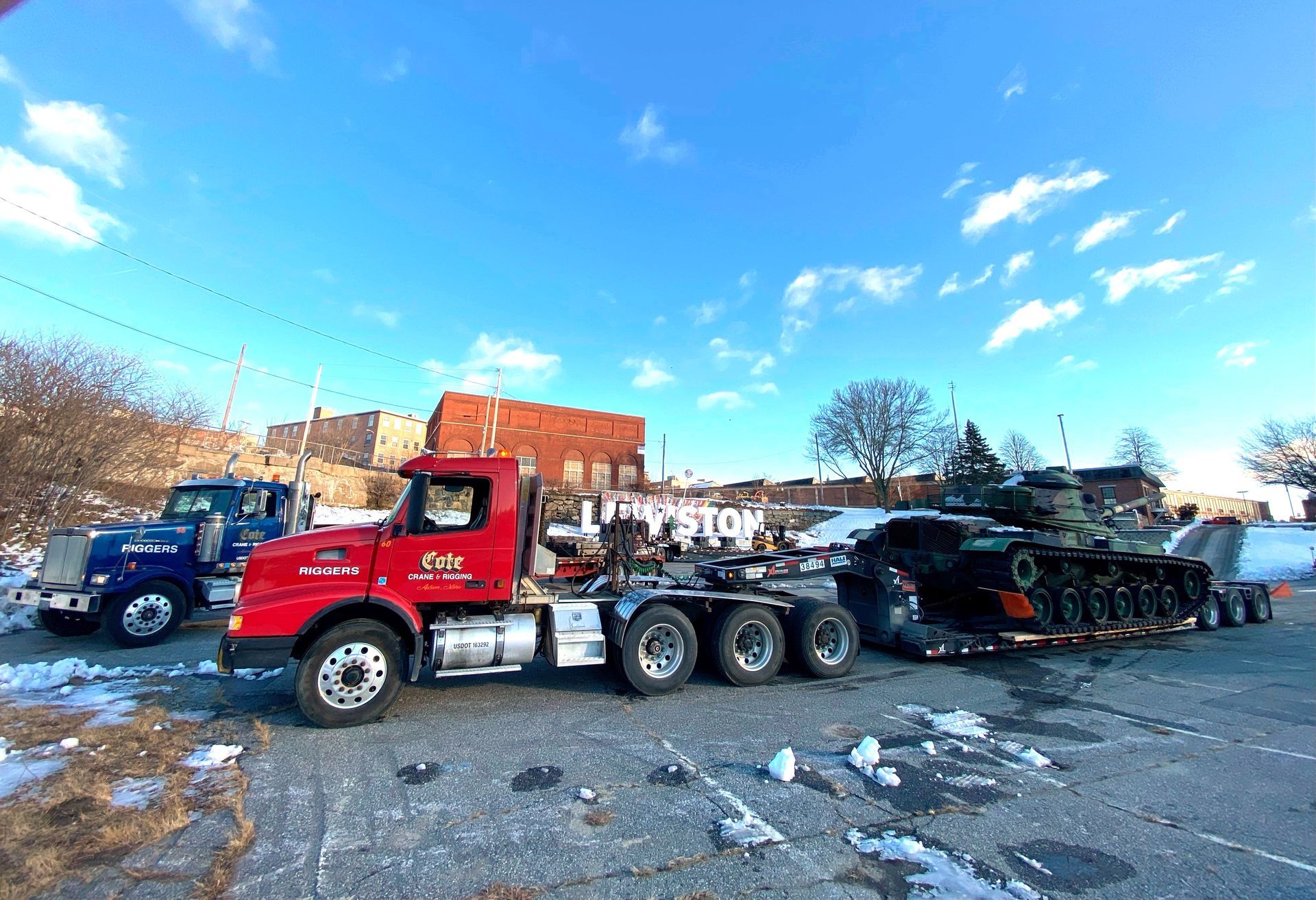 crane truck and domestic shipping service for Maine and New Hampshire