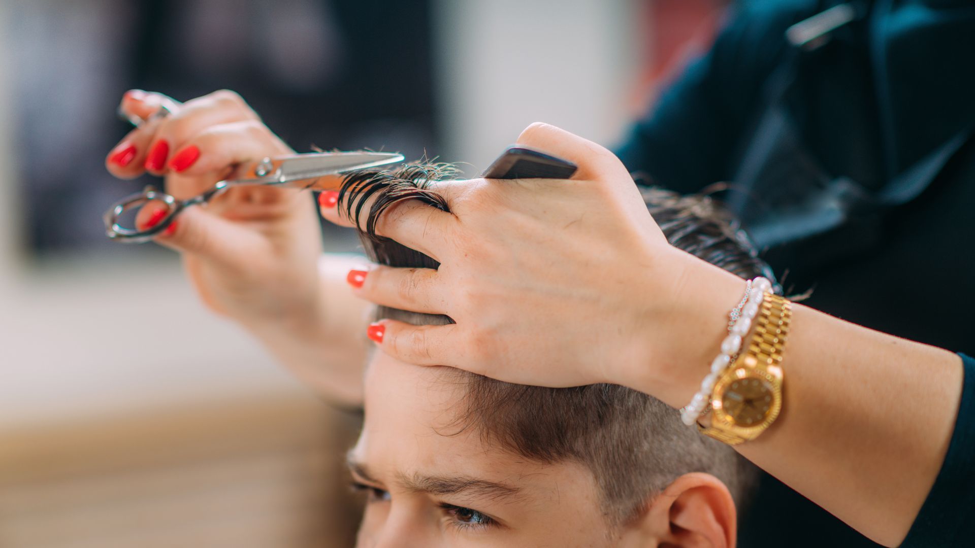 taglio capelli uomo