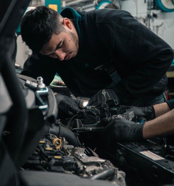 Mechanic Oxenford Performing Professional Vehicle Engine Diagnostics