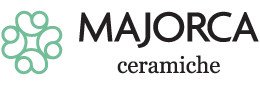 Il logo della majorca ceramiche ha un fiore verde.