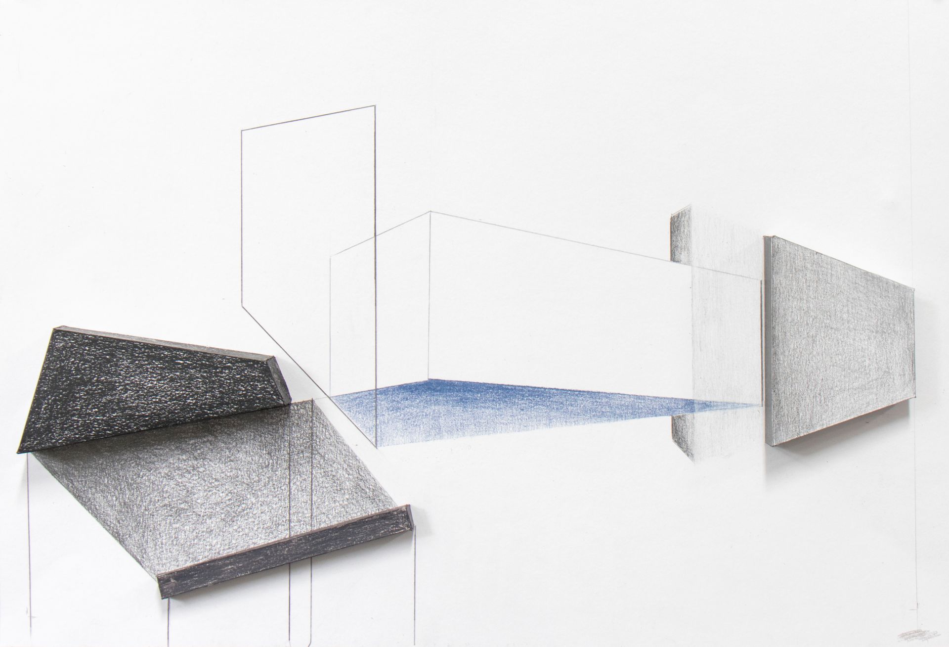 Abstracte tekening van architectonische vormen. Grijze, zwarte en witte vormen met een blauw aquarel-element.