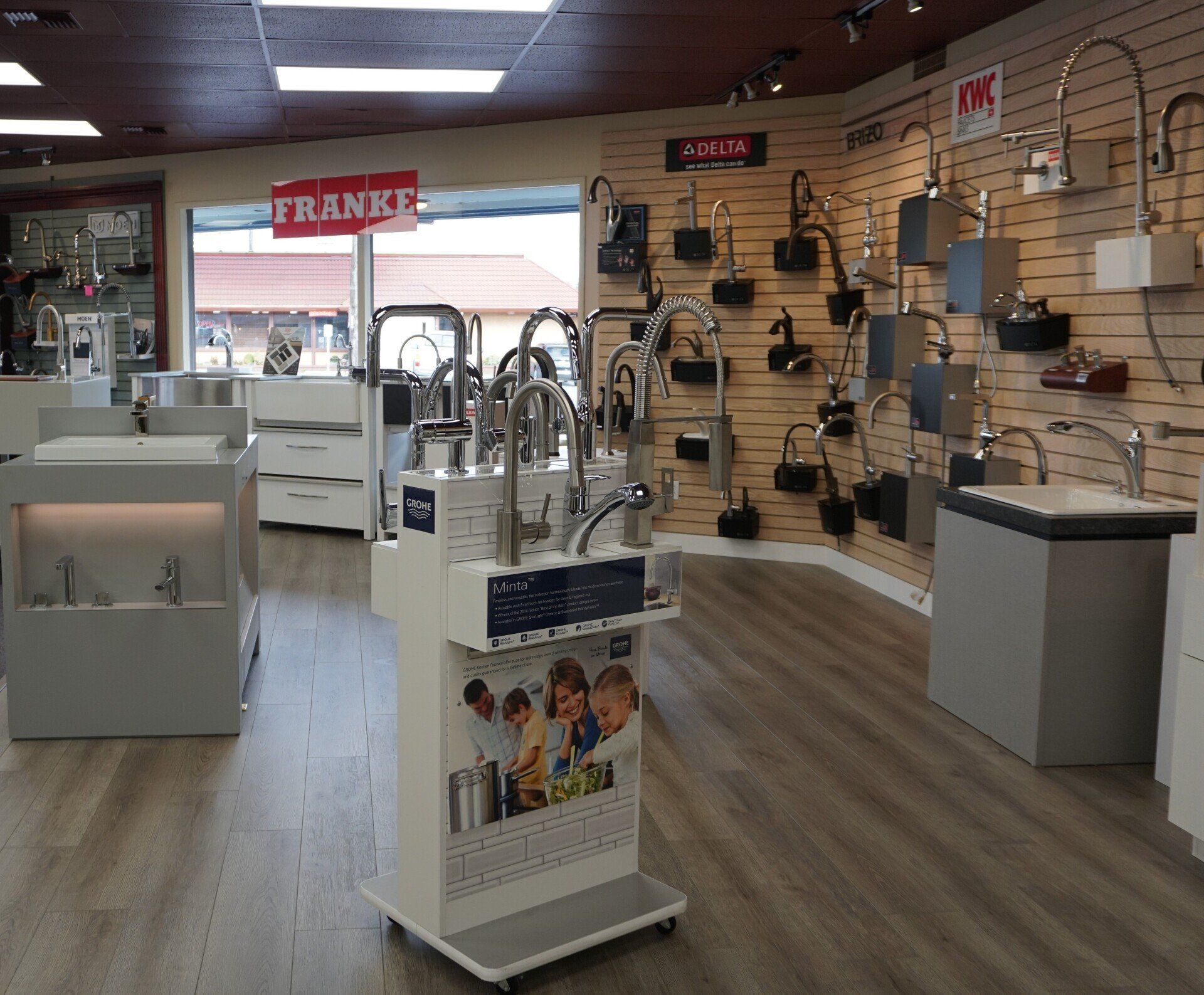 A store with a sign that says franke on it