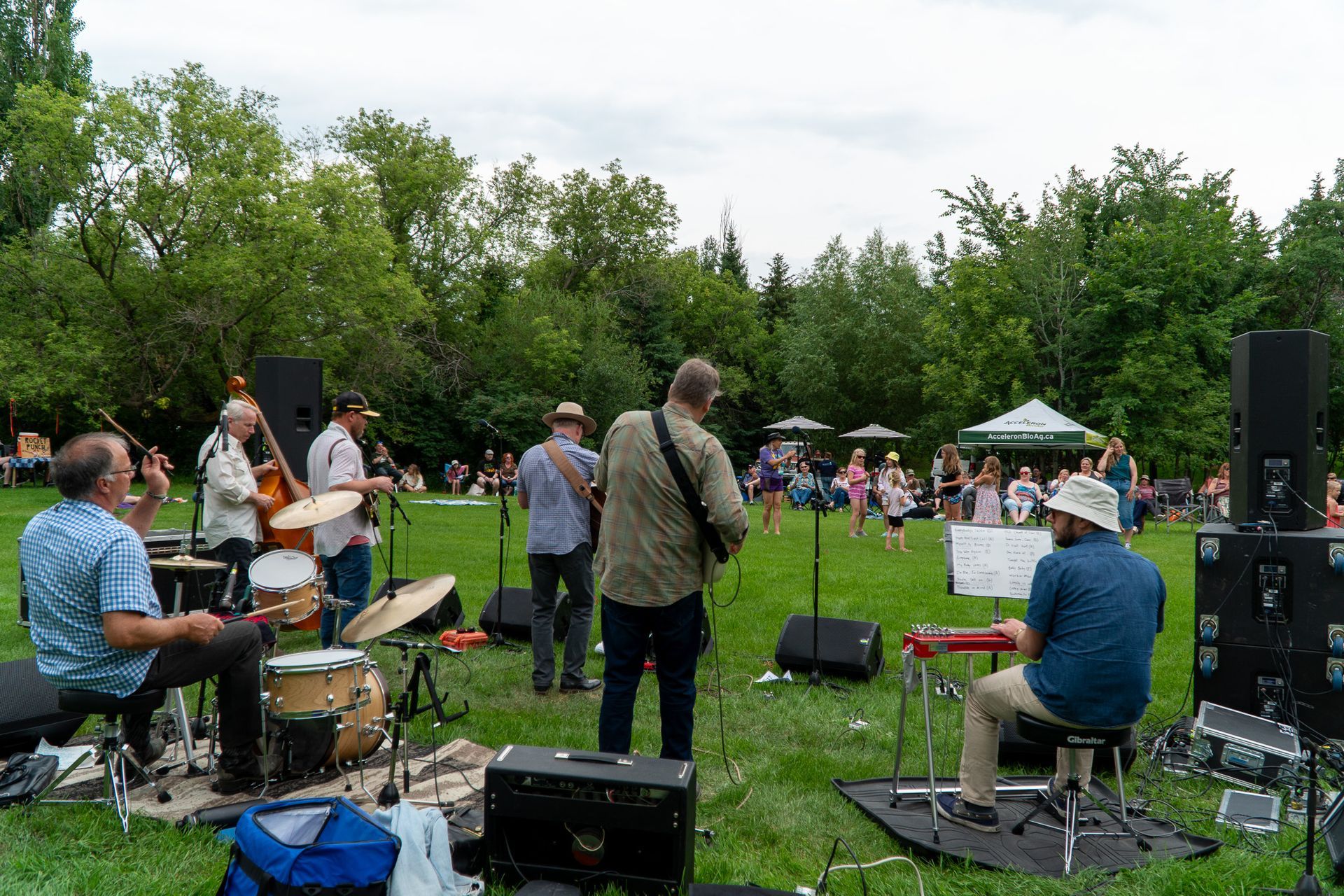 Band playing outside Heritage Common