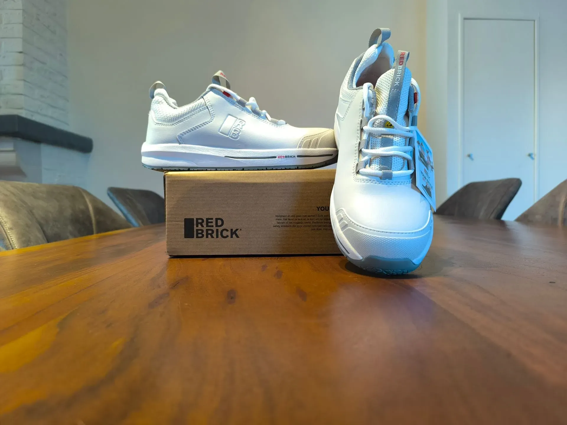 Witte schilder werkschoenen
