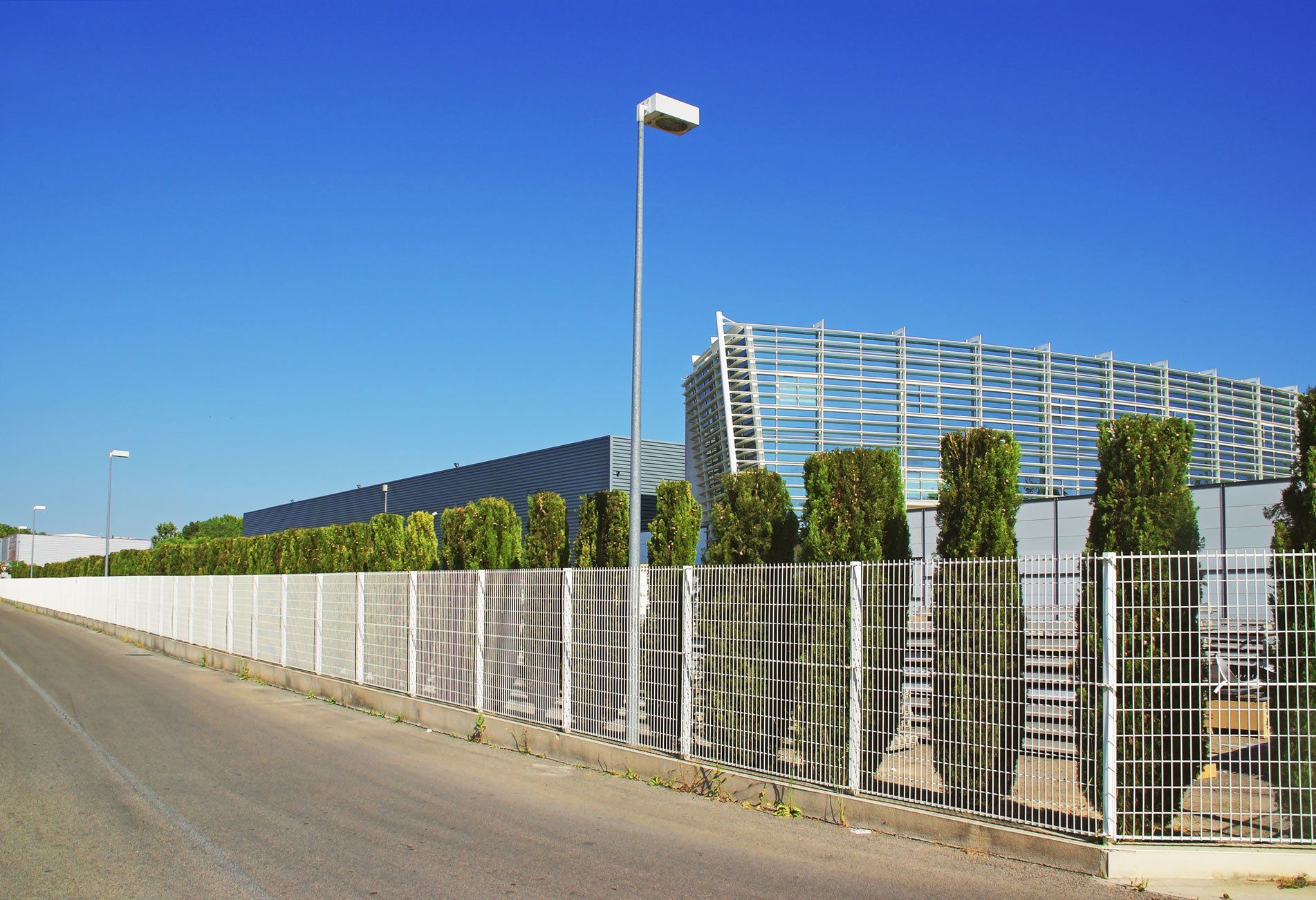commercial fencing