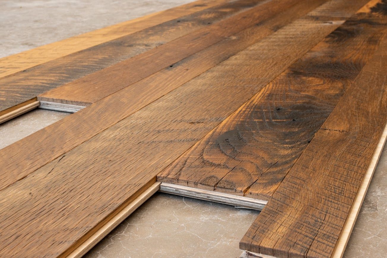 Horizontal laminated veneer lumber planks with natural grain patterns.