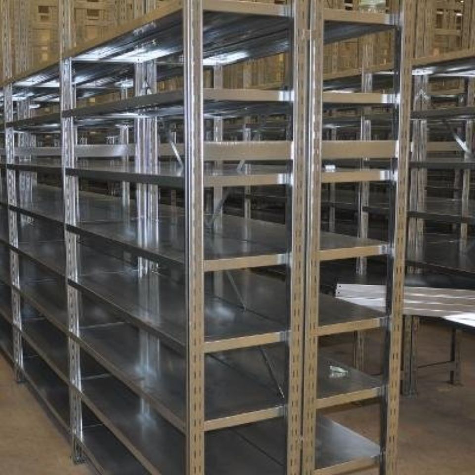 produzione scaffalature componibili per magazzini