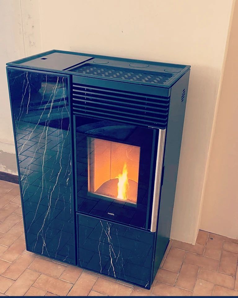 caminetto nero