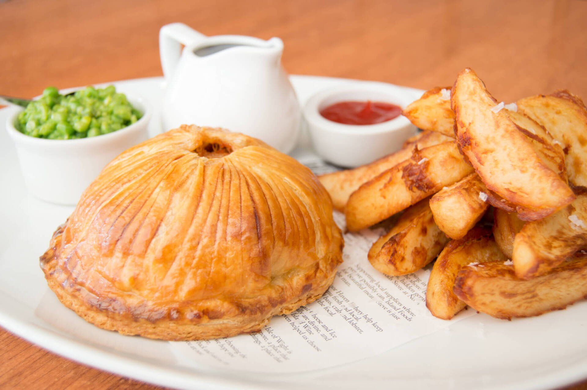 Homemade steak and kidney pie, served at the Ocean Deck, Sandown, Isle of Wight, food photography by MooksGoo