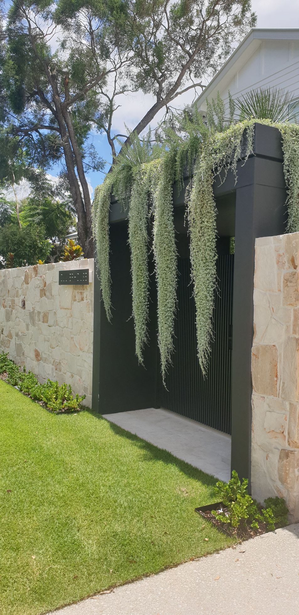 Yeronga1