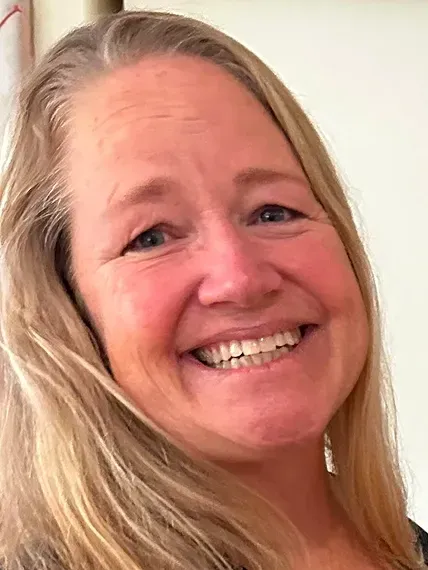 Christine Leidecker