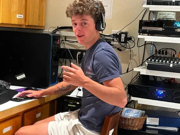 AV Tech