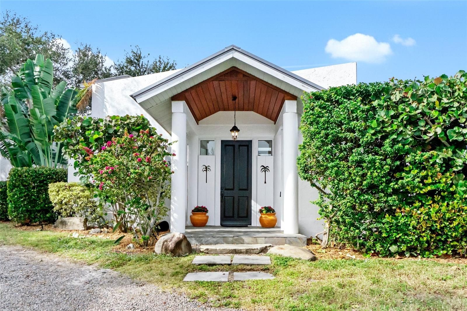 3140 S. School Ave., Sarasota, FL 34239