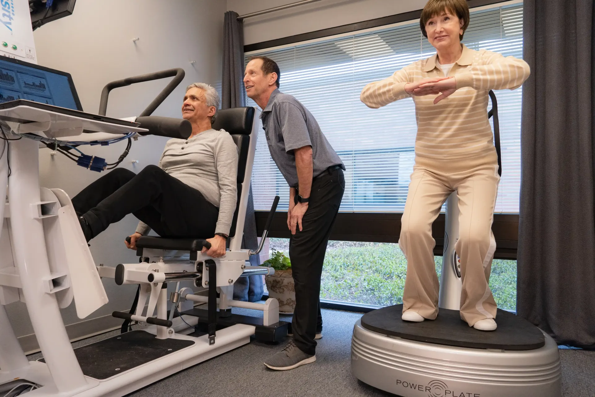 patient using power plate and biodensity