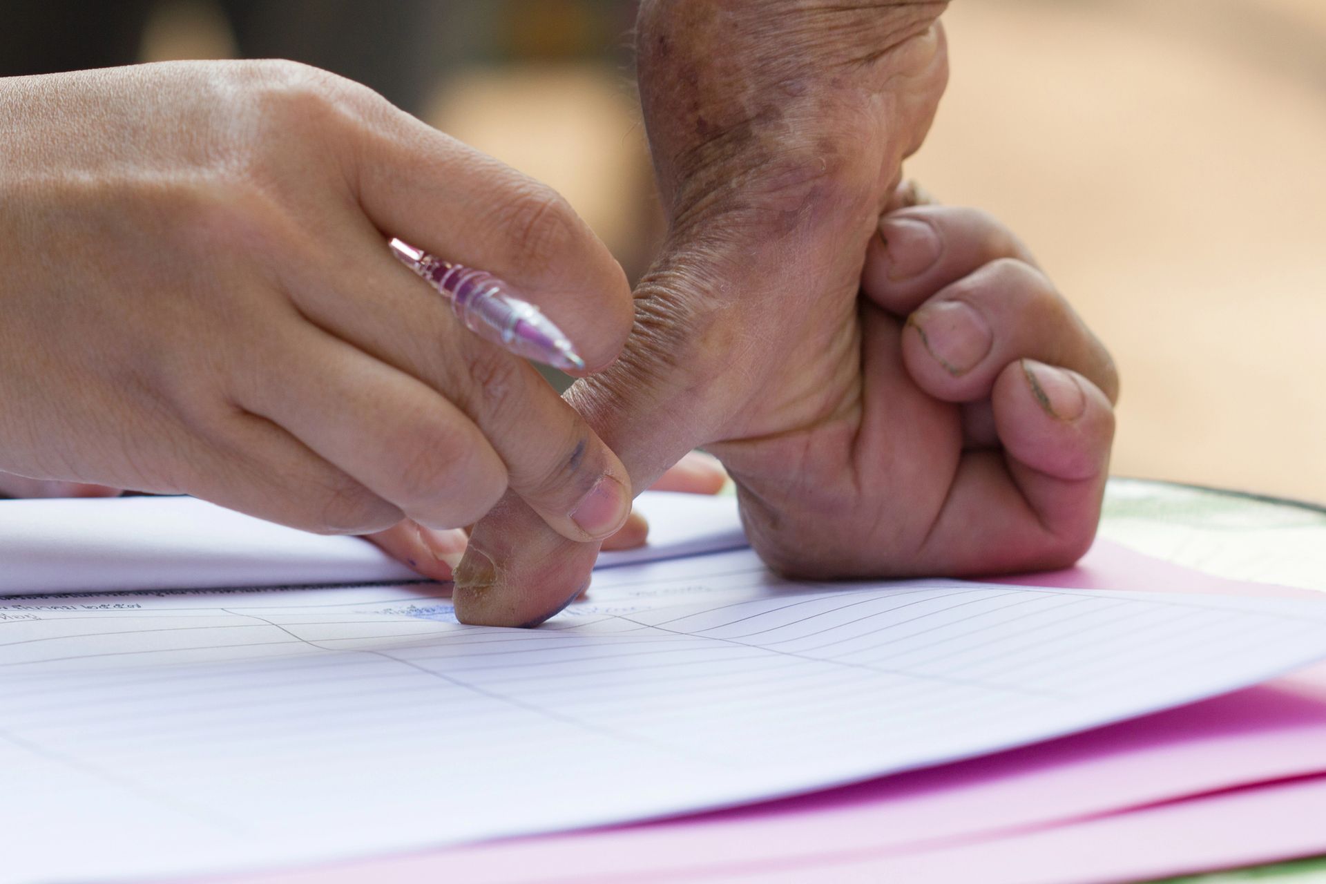person geeting live can fingerprinting in Maryland. 