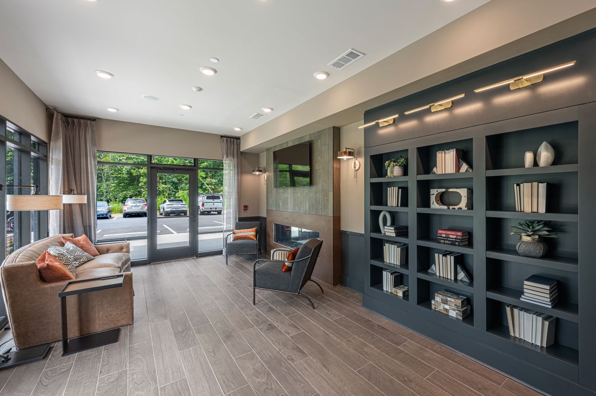 Resident seating area at Conclave Sugar Hill. 