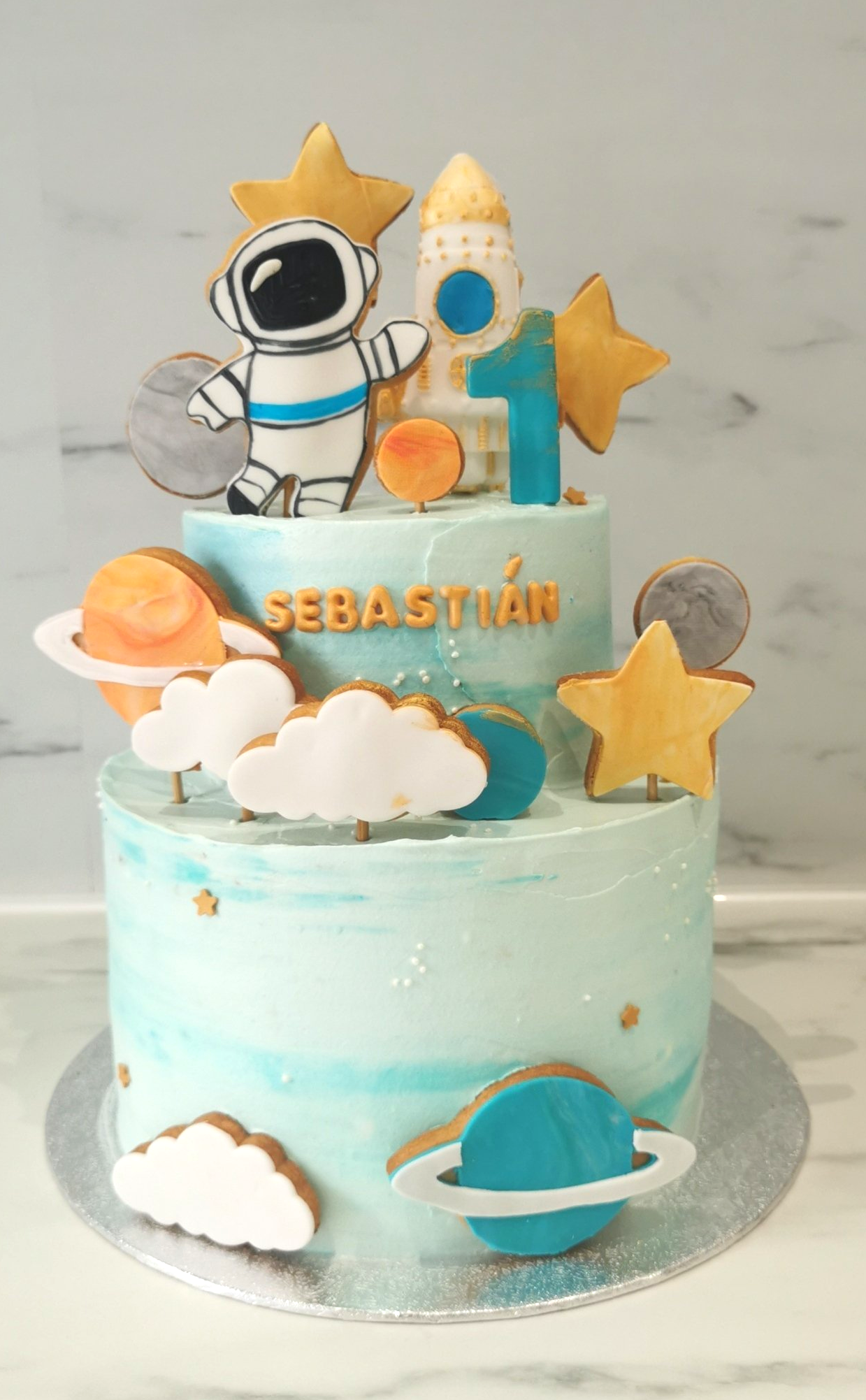 spacecake, birthdaycake, something sweet, alexandra buavlko