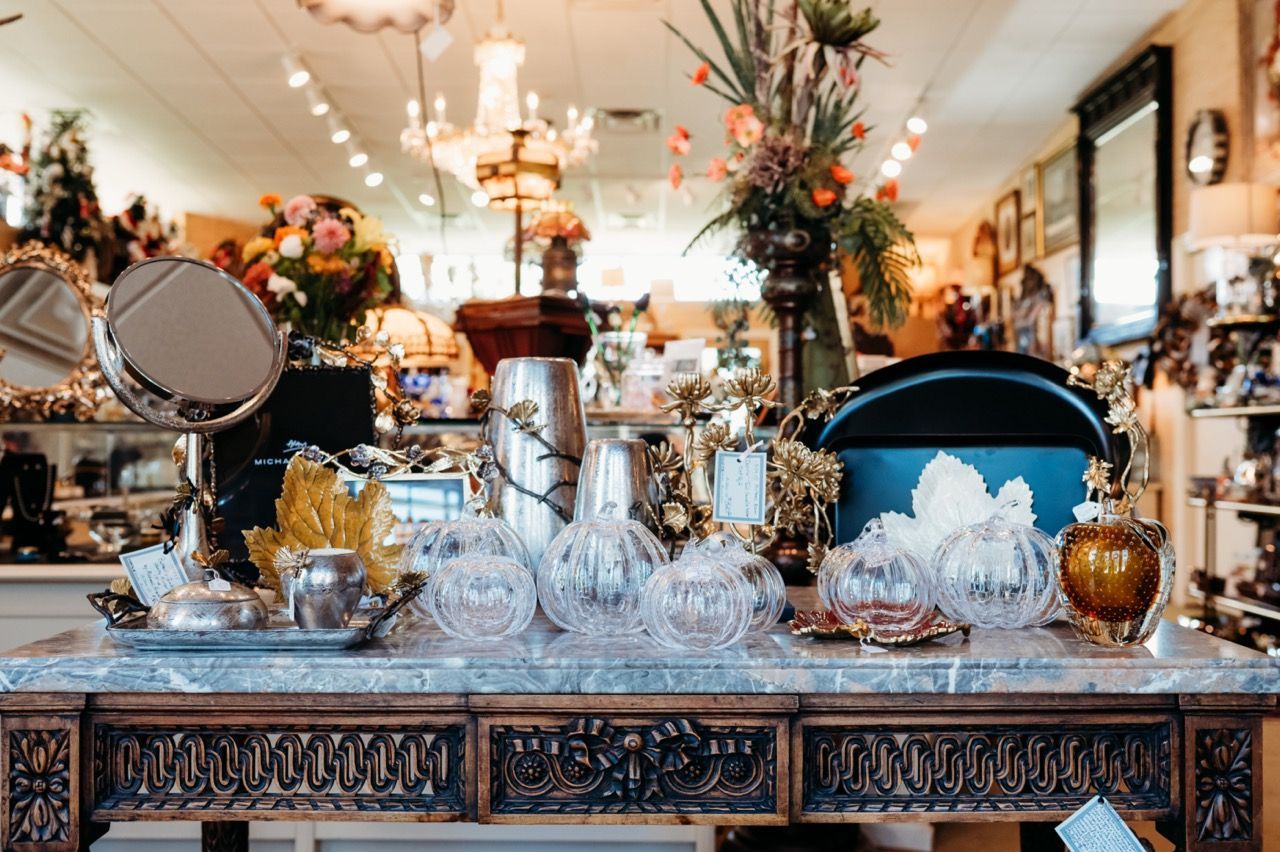 Find Beautiful Glasses & Other Wedding Registry Gifts in Columbia, MO at McAdams' Ltd.