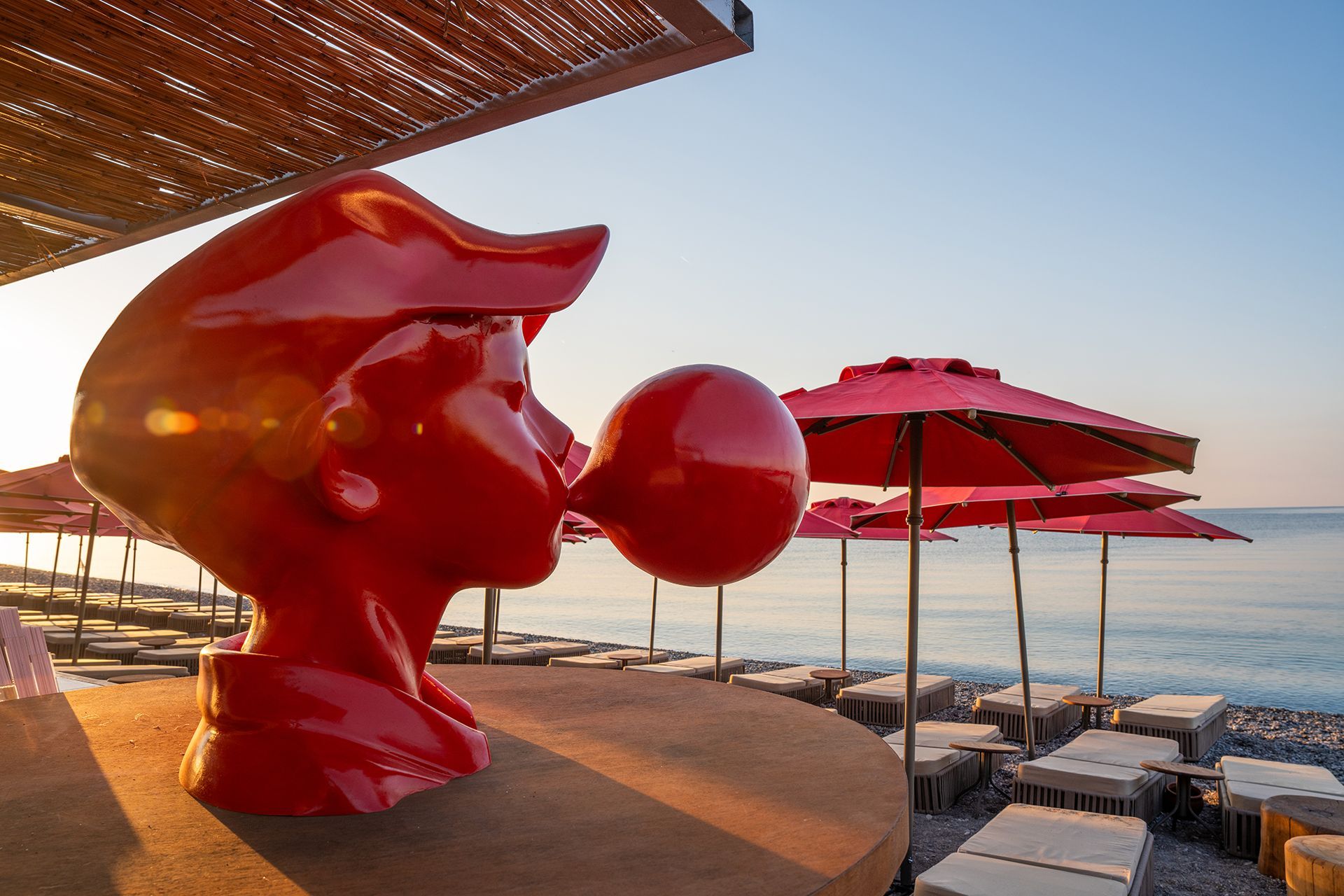 Allatra Beach & Bistro