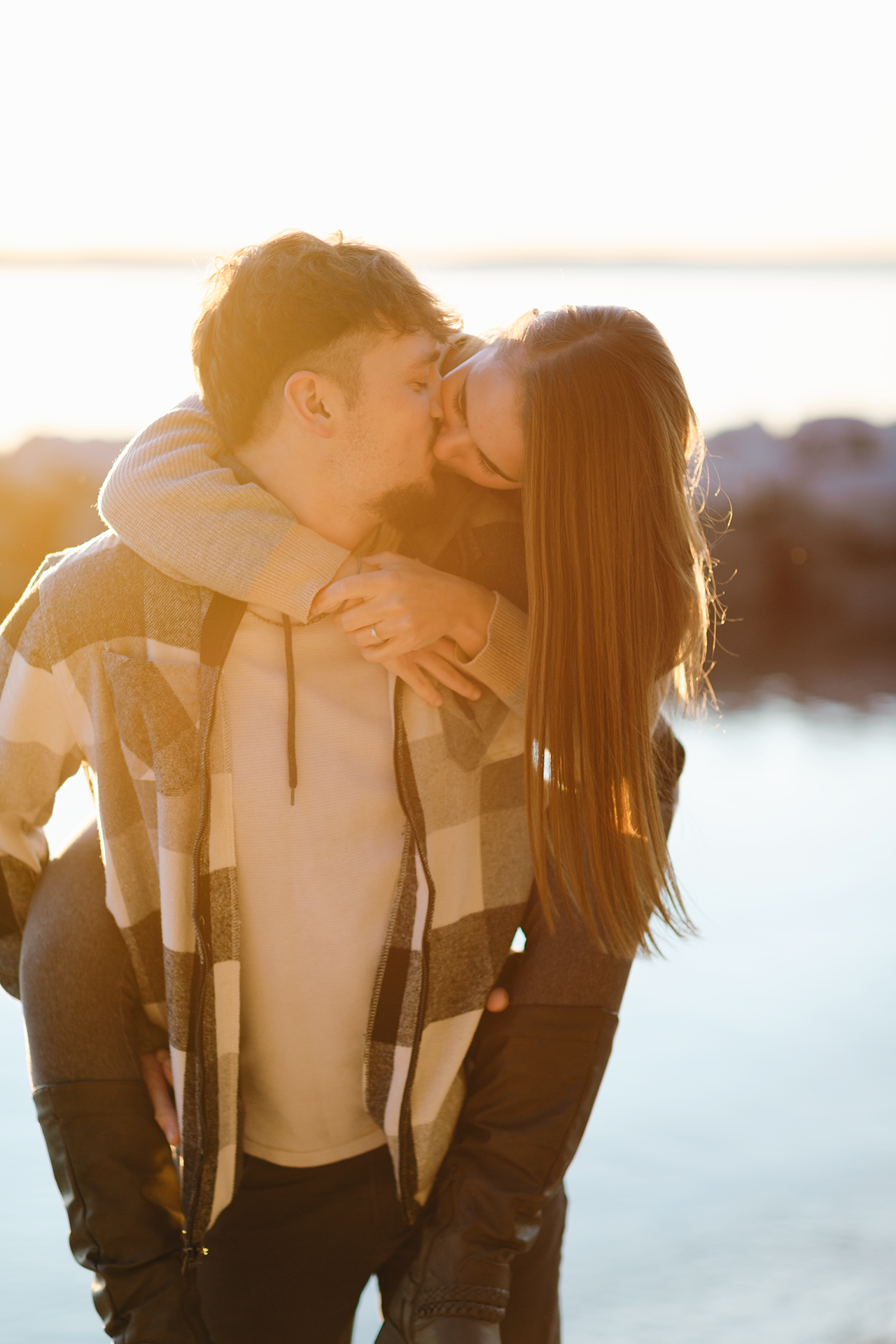 Cassidie and Dylan's fall engagement session at Jefferson Patterson Park was a dream. 