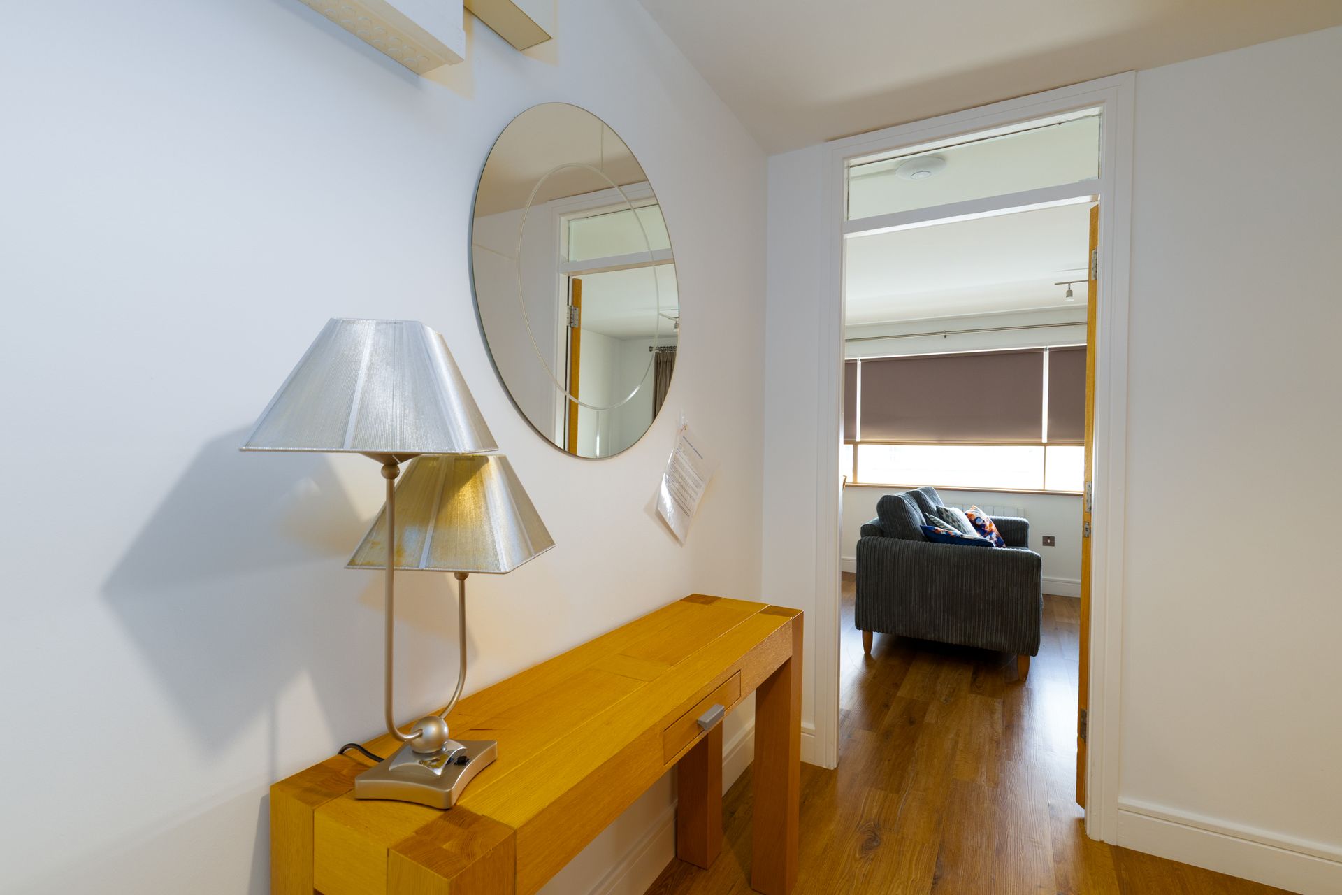 Geata Na Cathrach Apartments - Hallway Upstairs