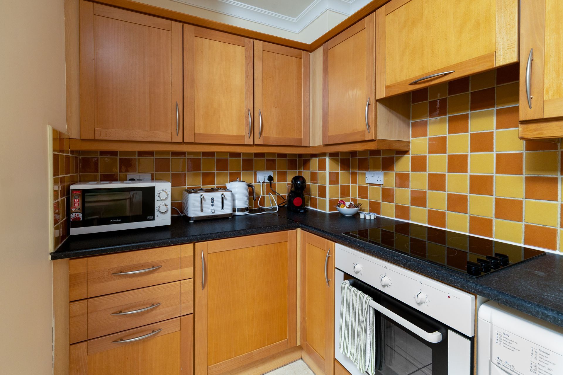  Galway Lakeside Apartment Kitchen 