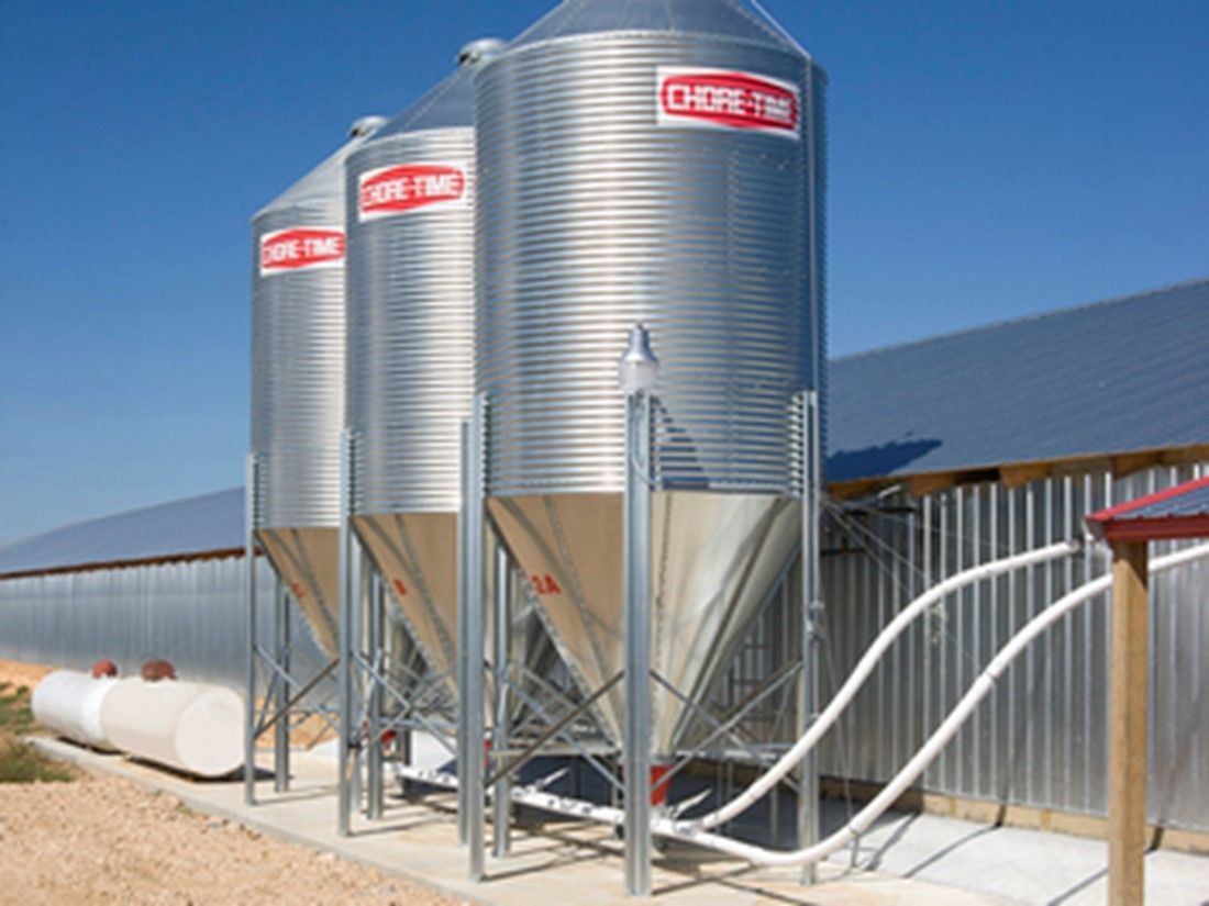 Feed Storage Tank — Choudrant, LA — Poultry Farm Equipment Feed Storage Tank — Choudrant, LA — Poultry Farm Equipment