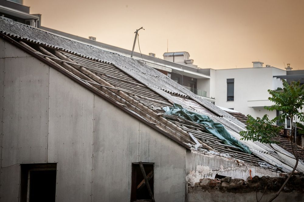 Abandoned Building — Asbestos Removal in Gold Coast, QLD