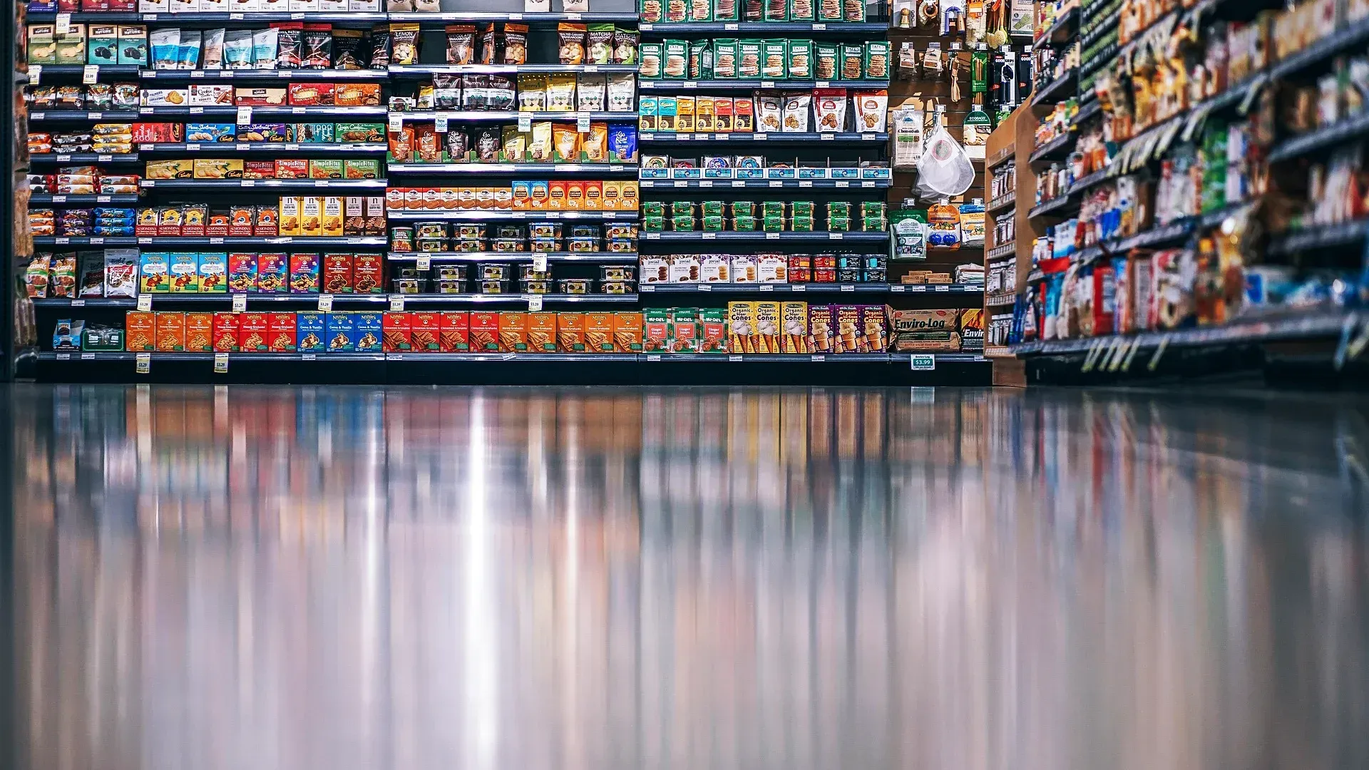 Clean grocery store floors