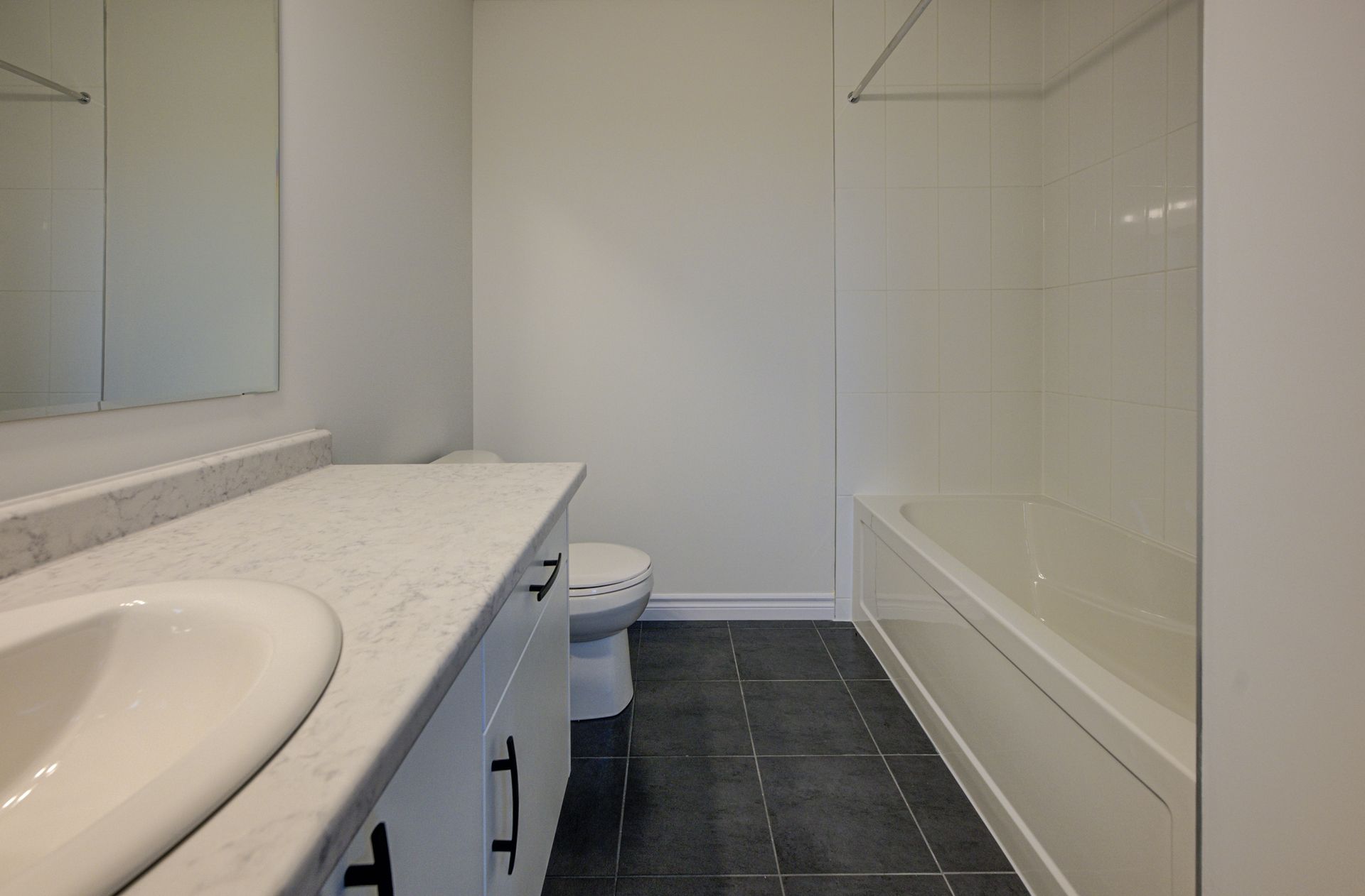 Move-in ready single detached home in Stratford, ON - 353 Bradshaw Drive