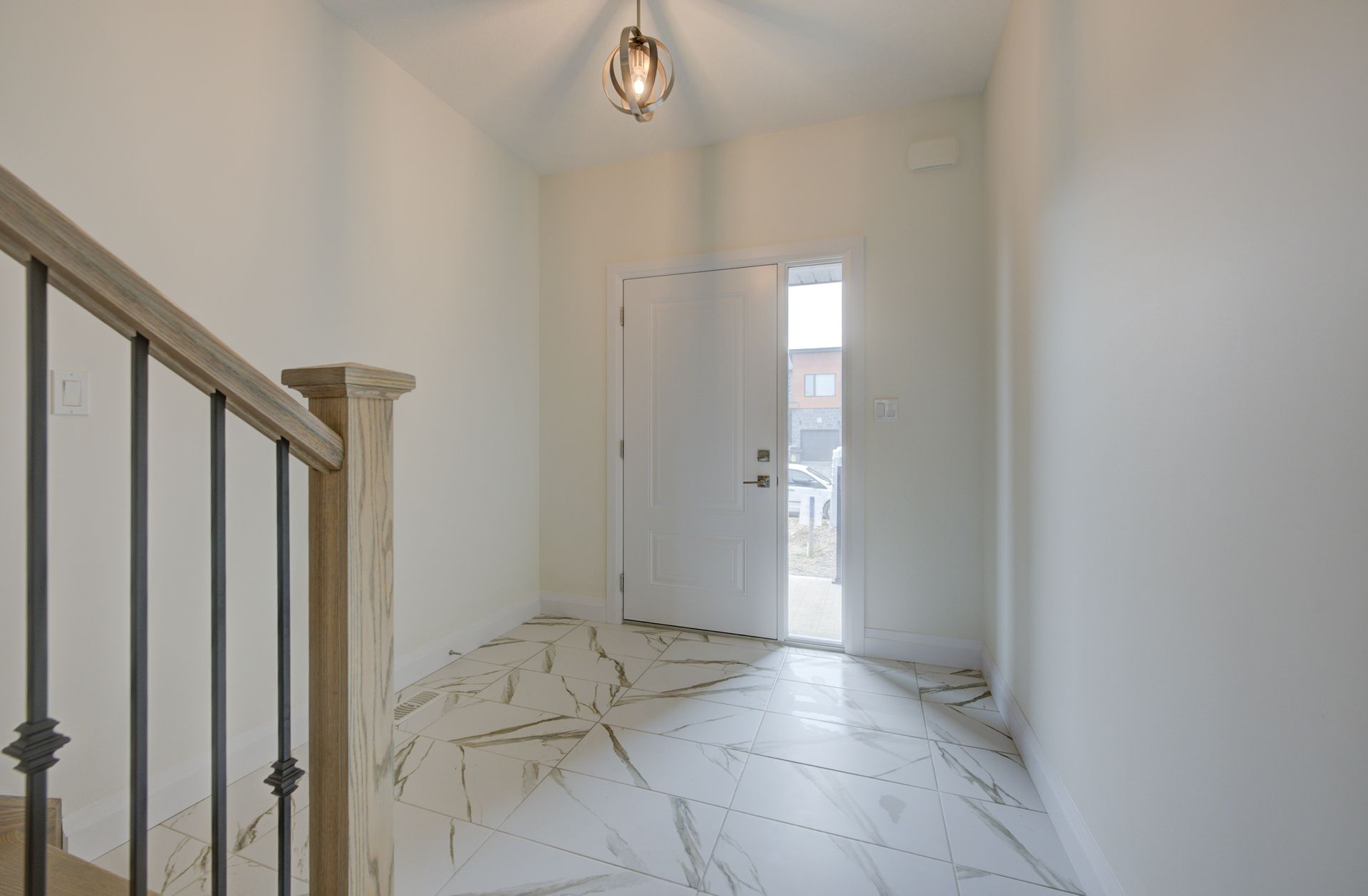 Move-in ready single detached home in Stratford, ON - 345 Bradshaw Drive