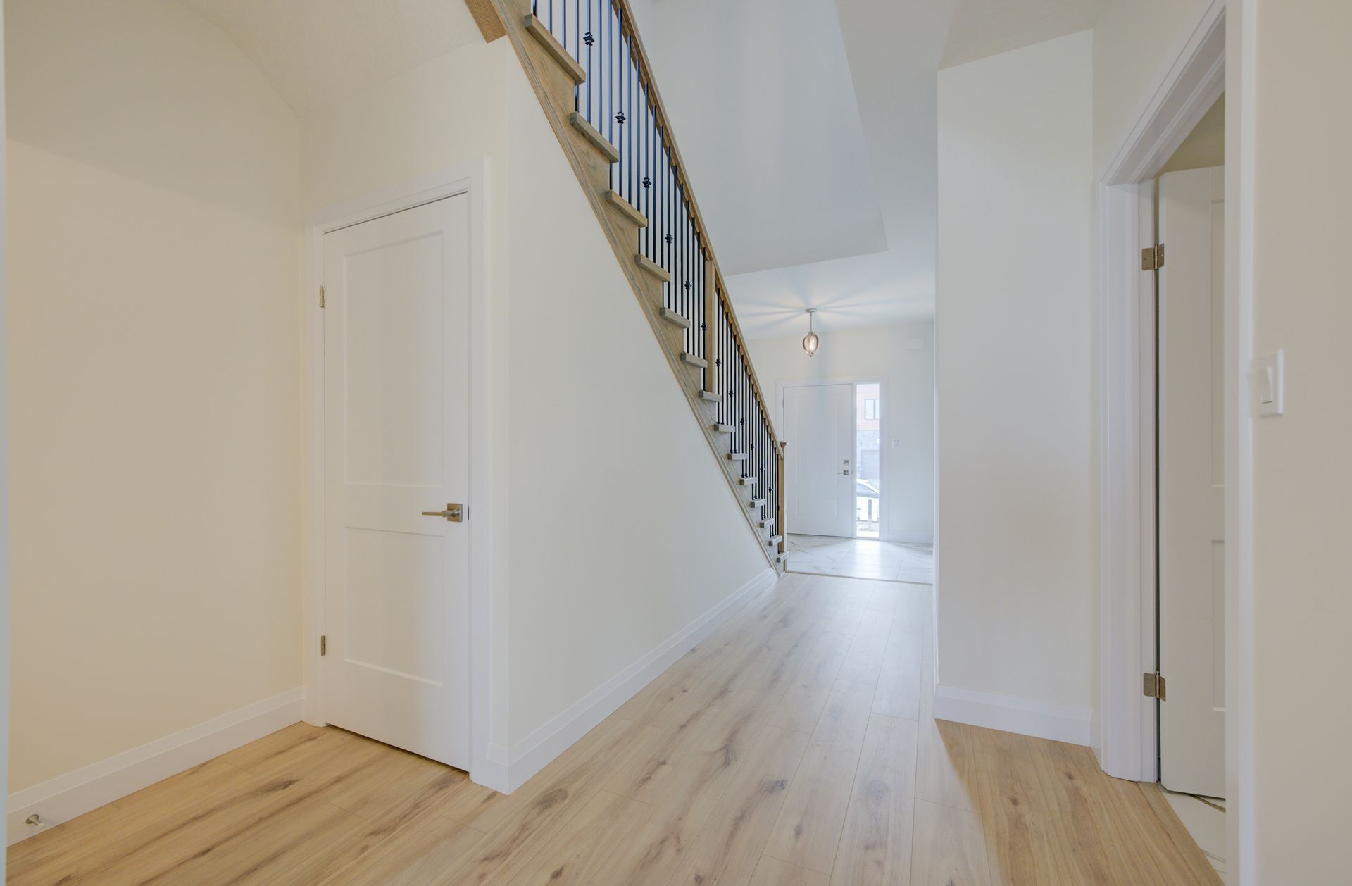 Move-in ready single detached home in Stratford, ON - 345 Bradshaw Drive